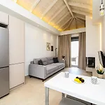 Almyres Luxurious Residences Apartamento Náuplia