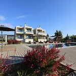Almyres Luxurious Residences Apartamento *