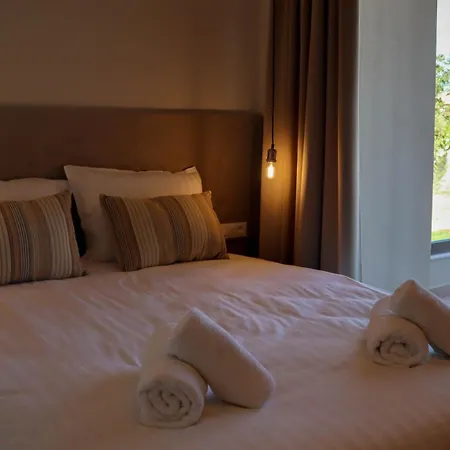 Almyres Luxurious Residences * Miloi (Argolis)