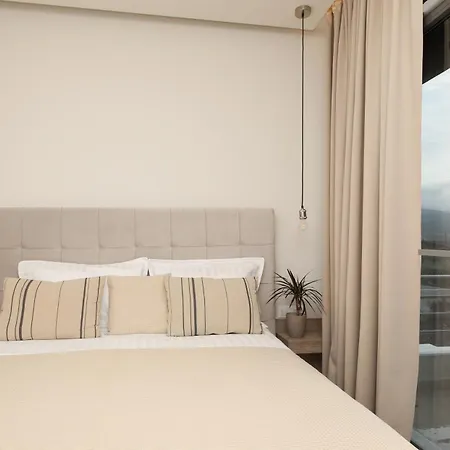 Almyres Luxurious Residences Míloi