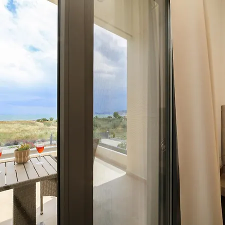 Almyres Luxurious Residences * Míloi