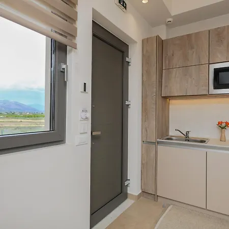 Appartamento Almyres Luxurious Residences Míloi