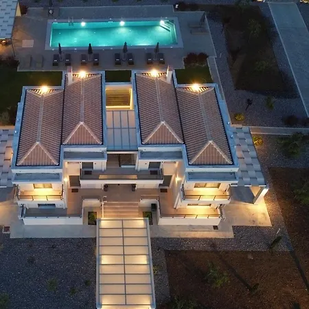 Daire Almyres Luxurious Residences *